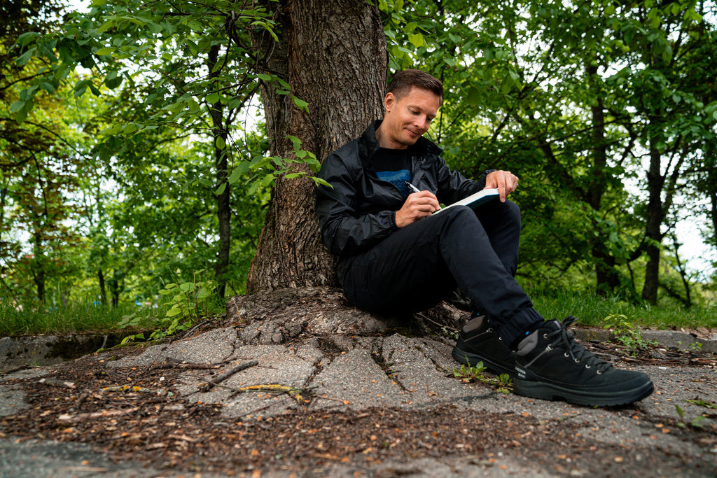 Atkūrė romano siužetą: „Tu kažką turi“ skaitytojai leidosi į miško maudynes